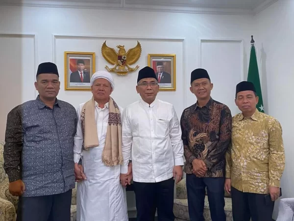 KH. Muflikhul Hasan Bersama Tim Formatur PWNU Sumsel Sowan Ke PBNU