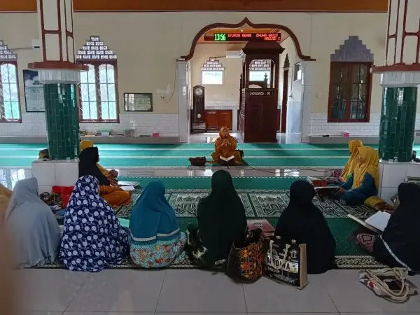 MT. ISTIQOMAH BUMI AYU GELAR PENGAJIAN BAHAS “MUBAZIR: PERILAKU YANG DIBENCI ALLAH”