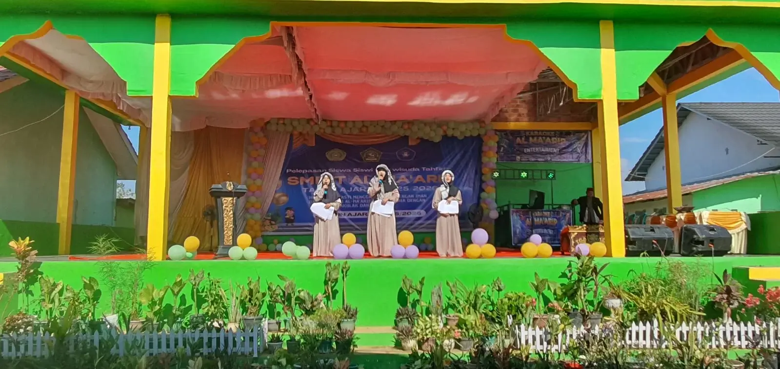 Feri Oktariadi Apresiasi Jajaran pengasuh dan pendidik PP Al- Marif Babat Toman Feri Oktariadi Apresiasi Jajaran pengasuh dan pendidik PP Al- Marif Babat Toman