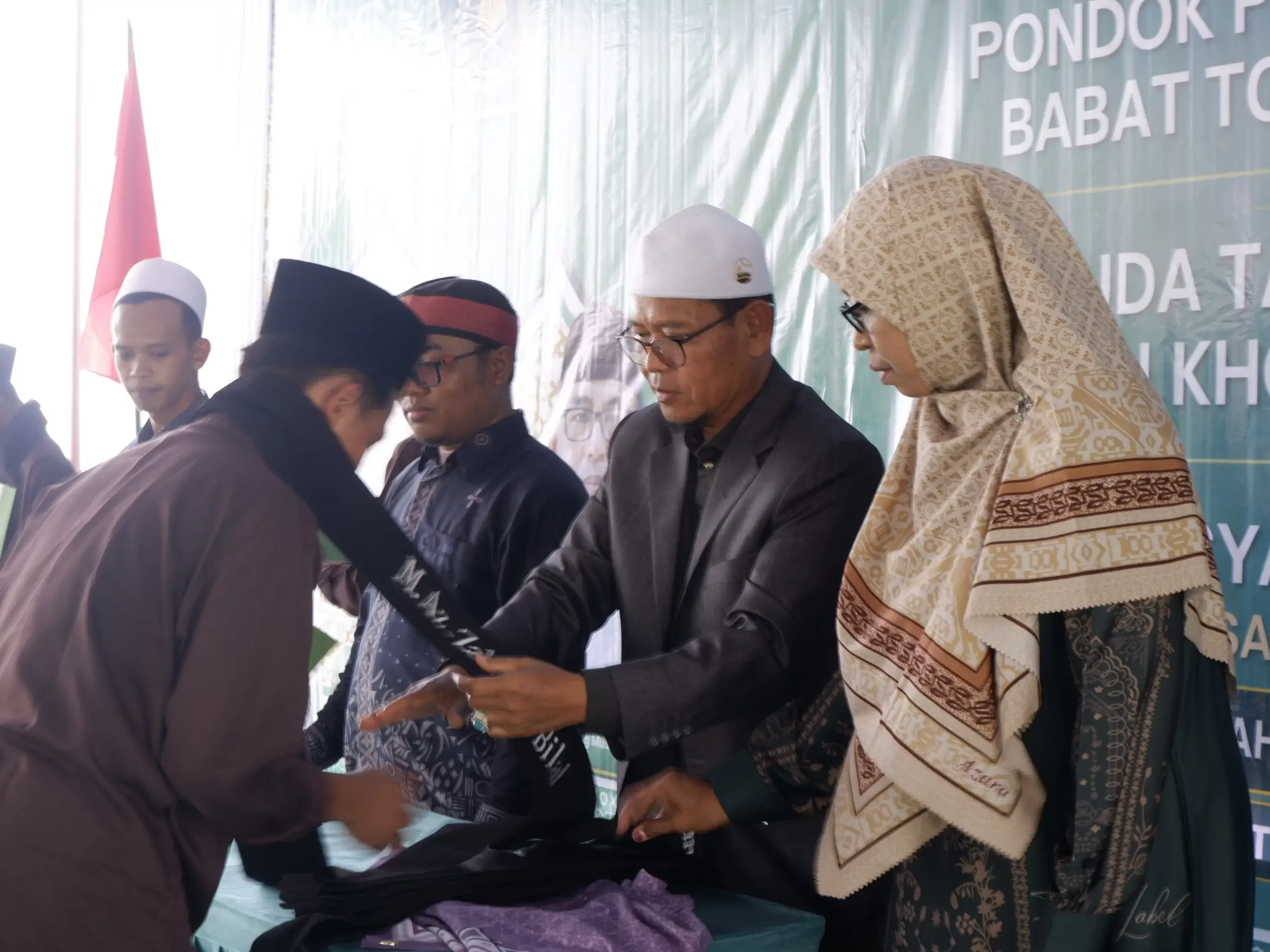 KH. Ahmad Mubari: Bukan Haflatul Wada’, Melainkan Syukuran Akhir Tahun KH. Ahmad Mubari: Bukan Haflatul Wada’, Melainkan Syukuran Akhir Tahun