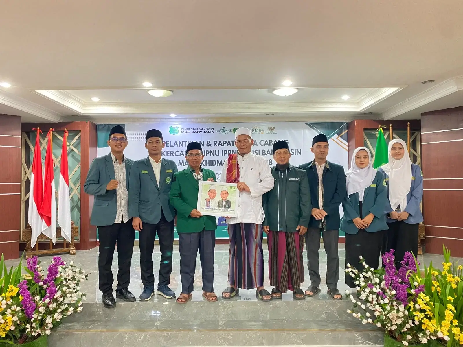 Usai Dilantik, PC IPNU–IPPNU Muba Serahkan Cendera Mata kepada PCNU sebagai Simbol Sinergi dan Khidmah
